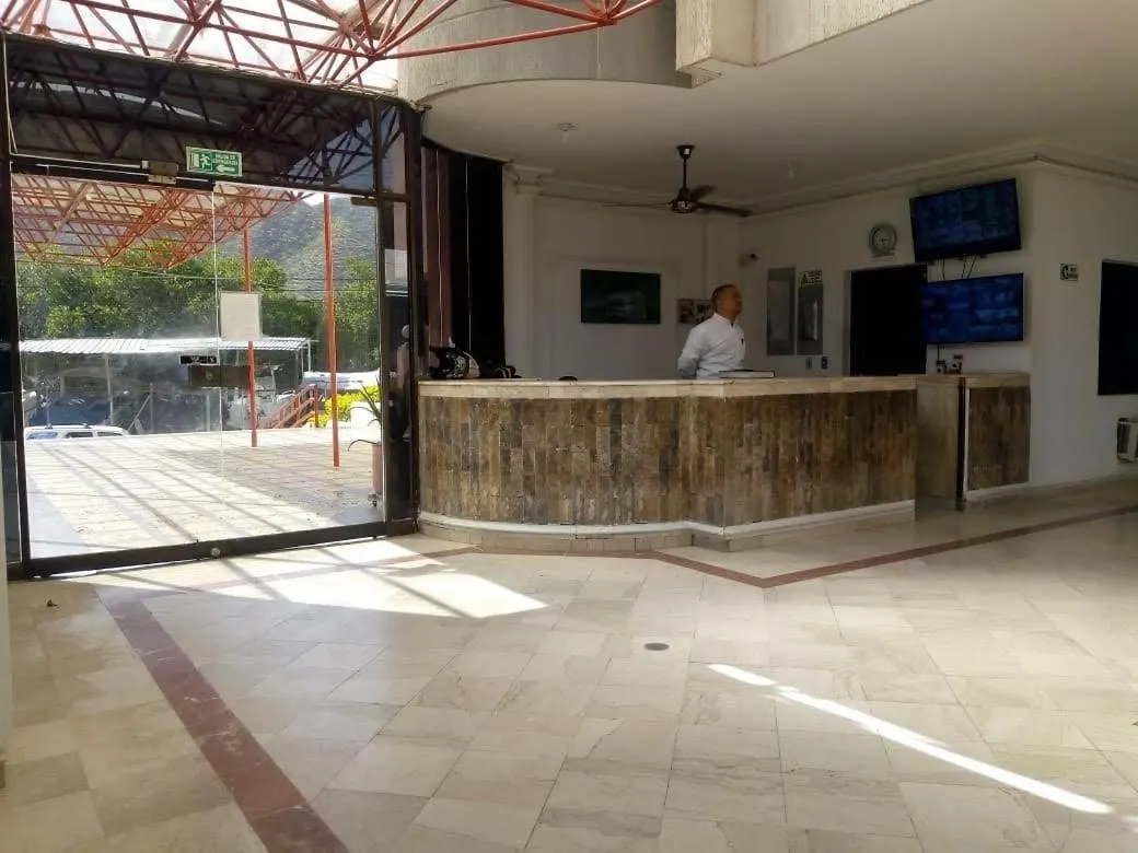 Condominio Nuevo Rodadero apto 501 torre A Santa Marta  0*, Santa Marta (Magdalena)